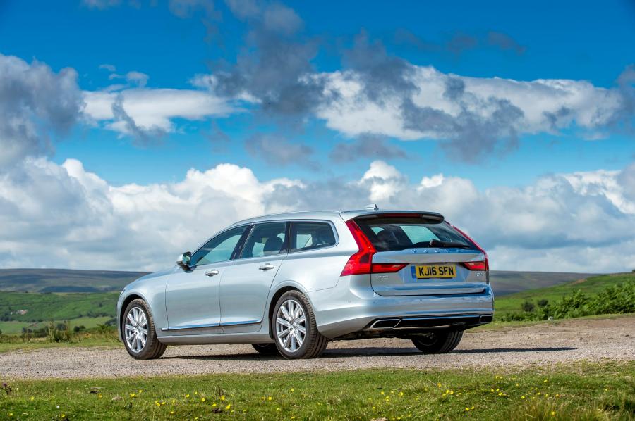  Volvo V90 D4 Inscription 2016 года  (UK) (фото 21 из 30)